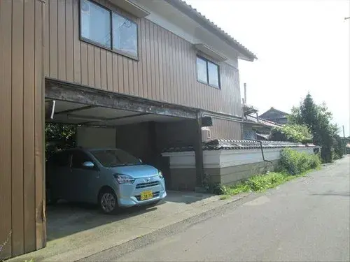 Slide 4