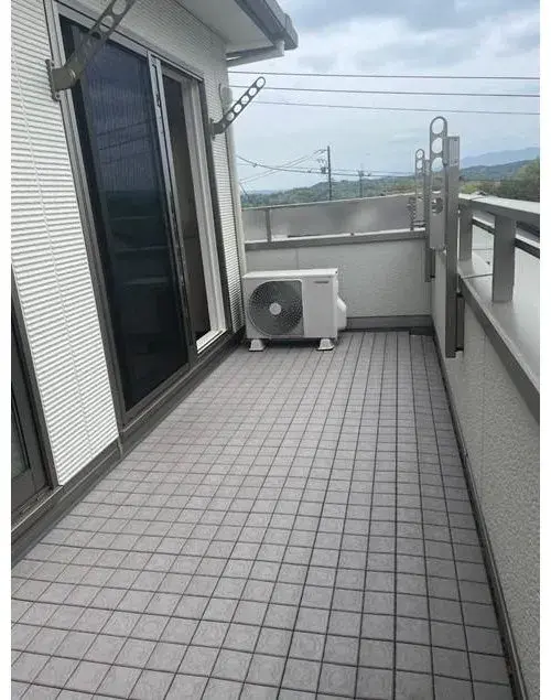 Slide 0