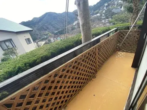 Slide 4