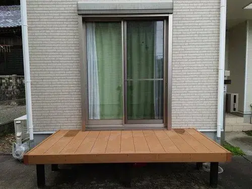 Slide 4
