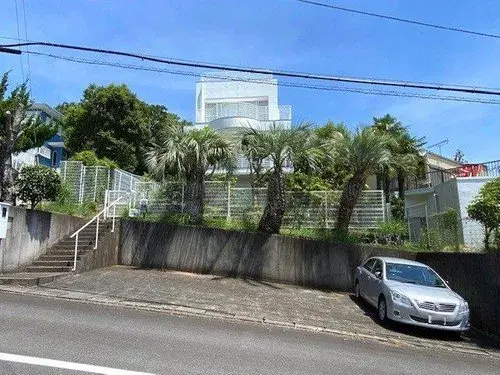 Slide 4