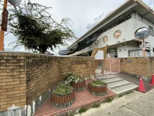 Slide 4