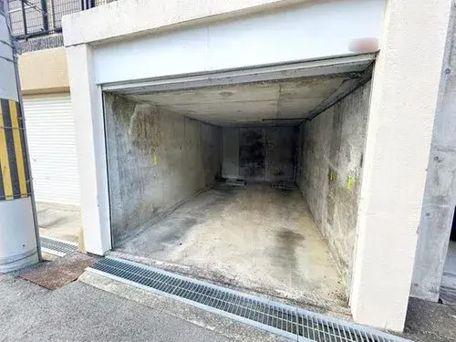 Slide 4