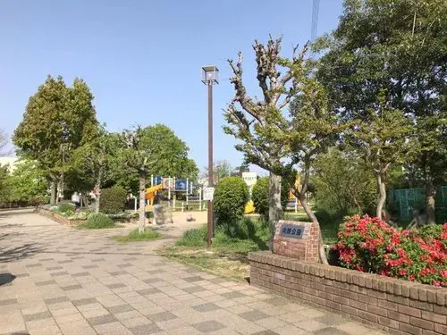 Slide 4