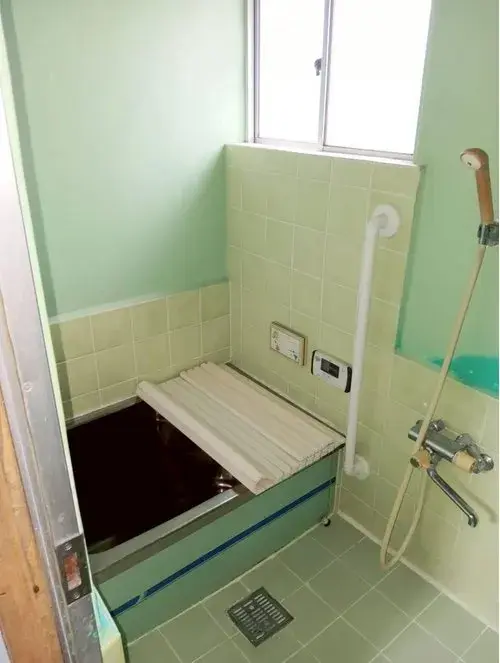 Slide 4