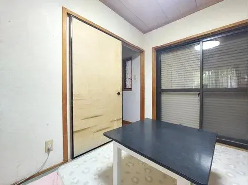 Slide 4