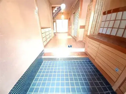 Slide 4