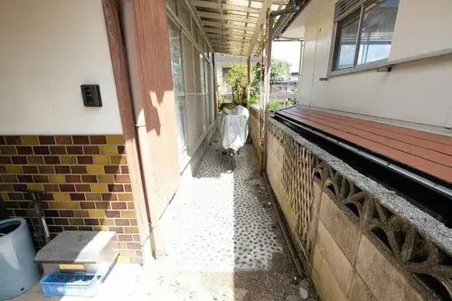 Slide 4