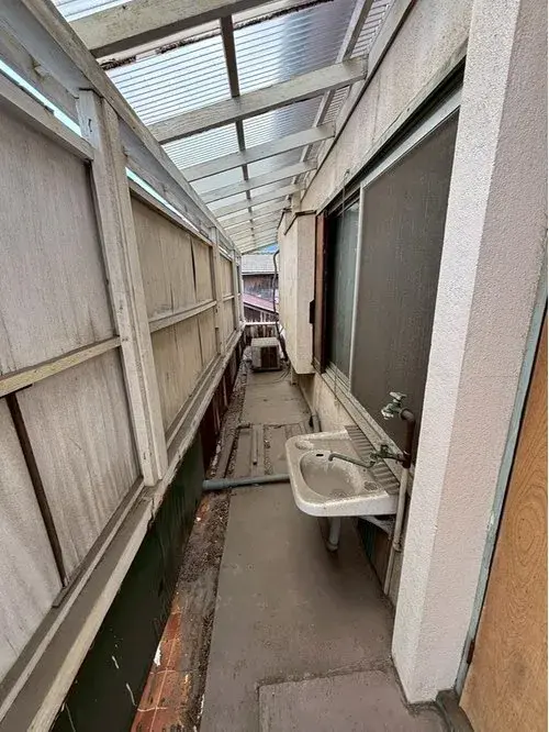 Slide 0