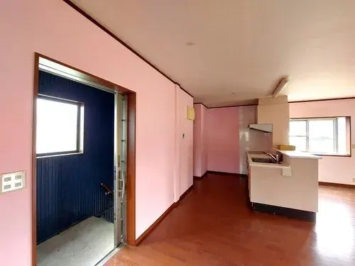 Slide 4
