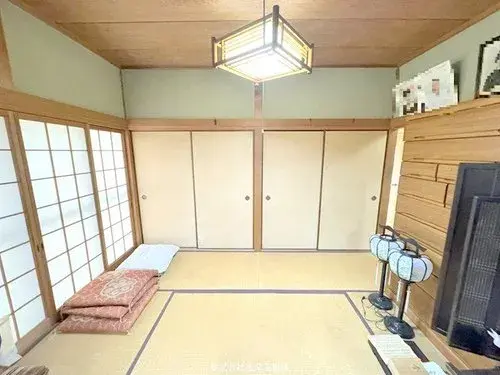 Slide 4