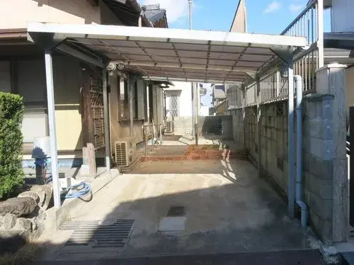 Slide 4