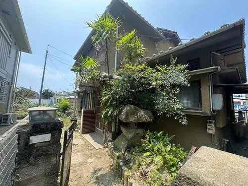 Slide 4
