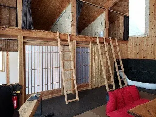 Slide 4