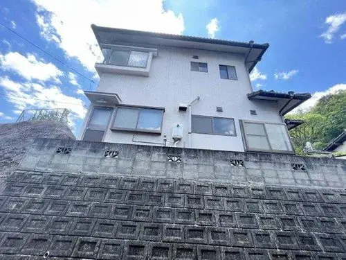 Slide 4