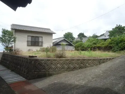 Slide 4