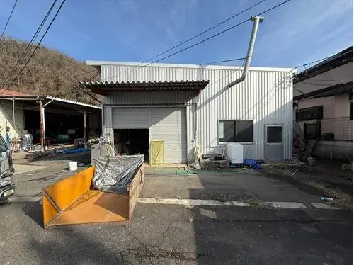 Slide 4