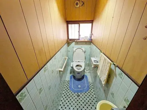 Slide 4