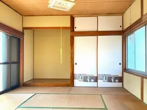 Slide 4