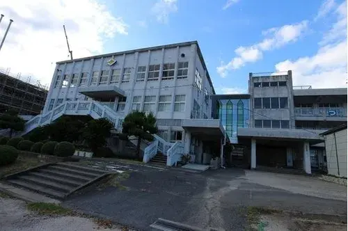 Slide 19