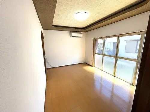Slide 4