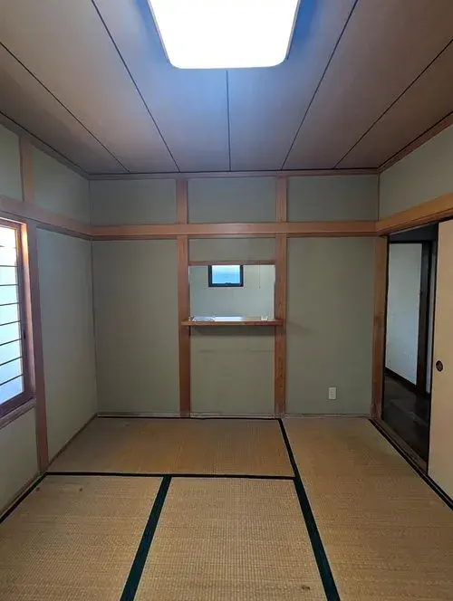 Slide 4