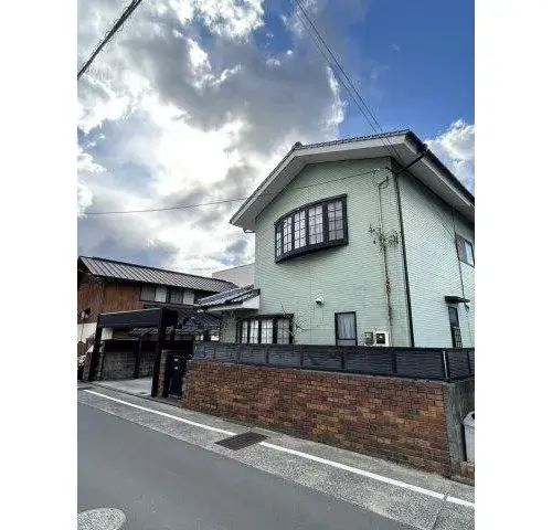 Slide 10