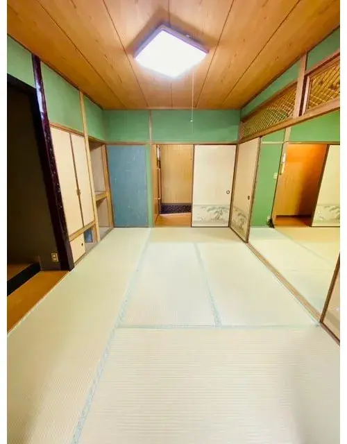 Slide 4