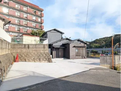 Slide 4