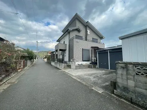 Slide 4