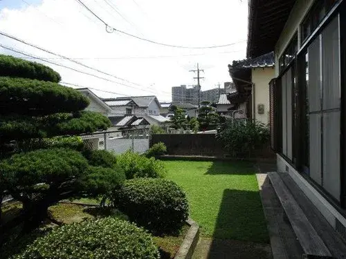 Slide 4