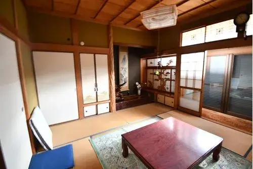 Slide 3