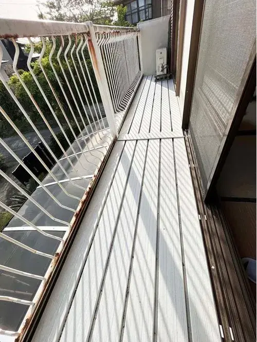 Slide 4