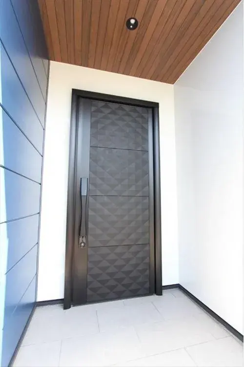 Slide 4