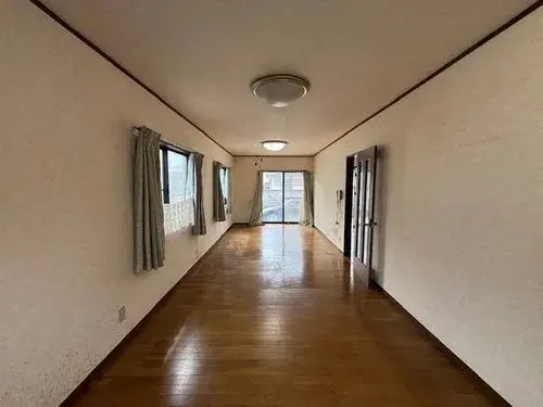 Slide 4