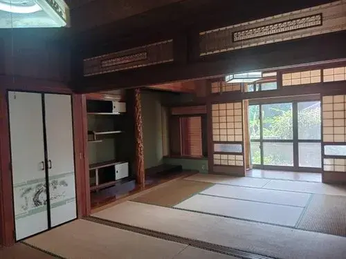 Slide 4