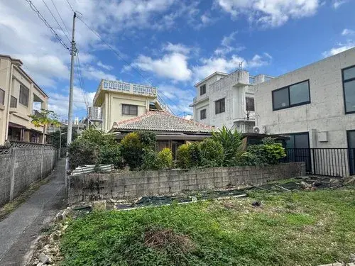 Akiya in Naha