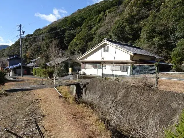 Slide 1