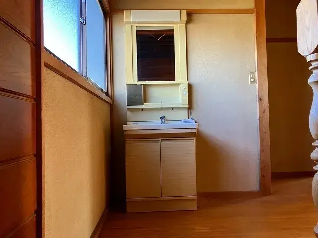 Slide 8