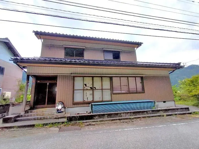 Slide 0