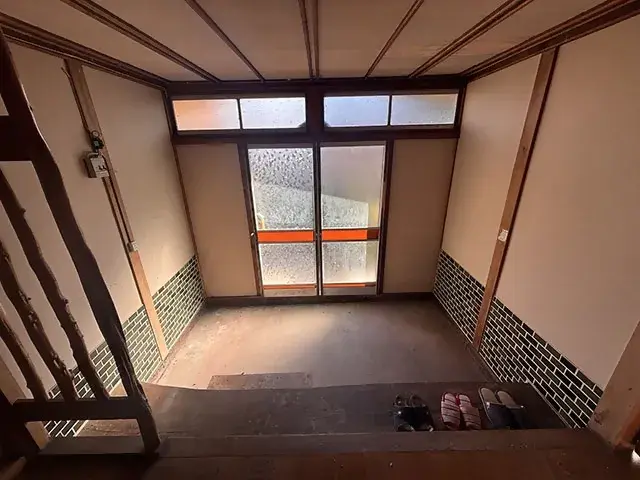 Slide 4