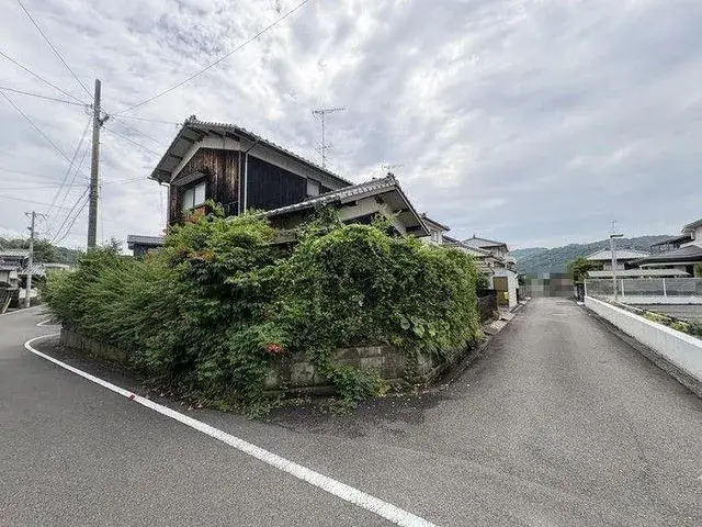 Slide 0