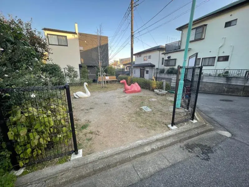 Slide 4