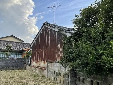 Slide 4