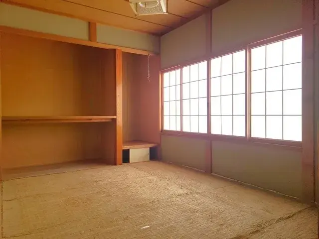 Slide 4