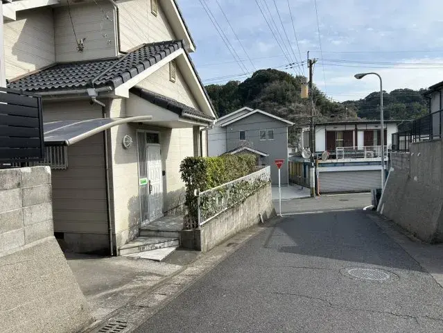 Slide 4