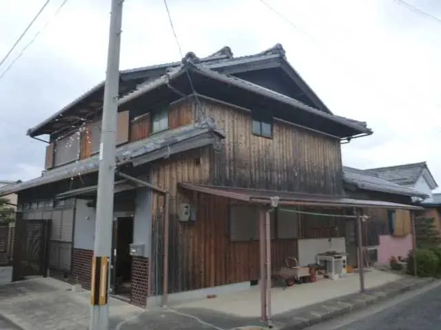 Slide 4