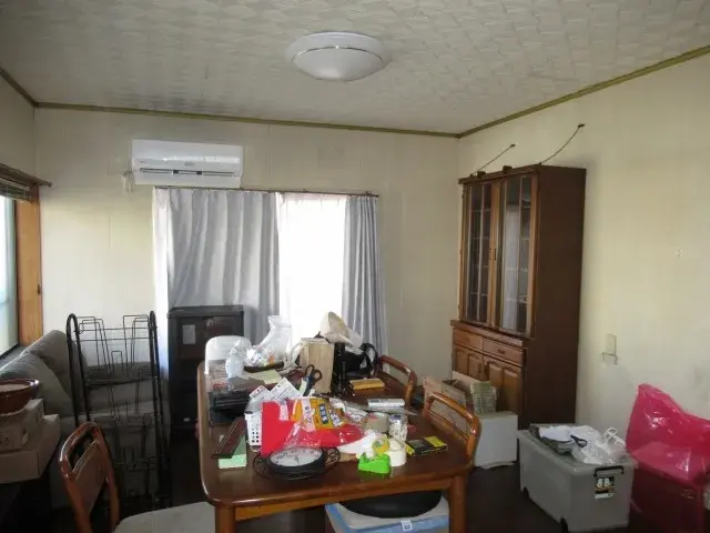 Slide 4