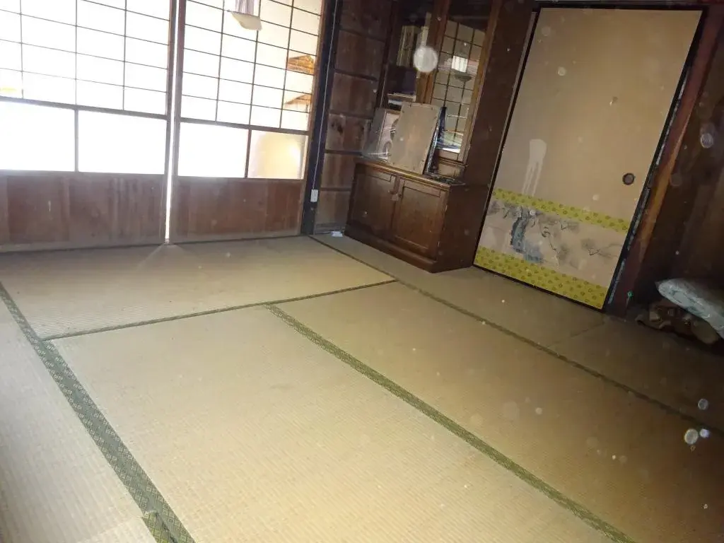 Slide 4