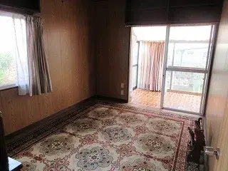 Slide 4